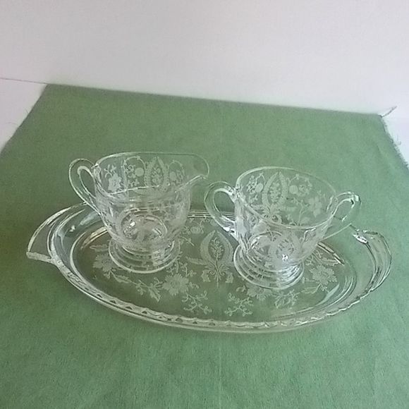 Vintage Viking Martinsville Etched Glass Set of 3 Creamer & Sugar Tray S… - Picture 5 of 8